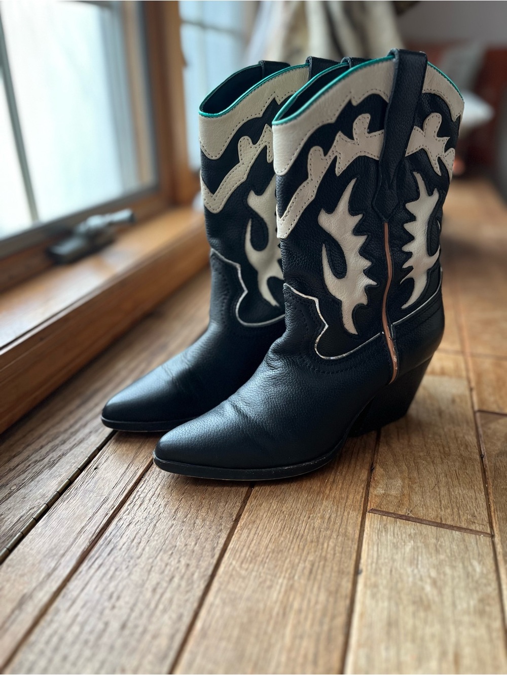 Dolce Vita Black and Cream Western Cowgirl Boots with Teal Trim